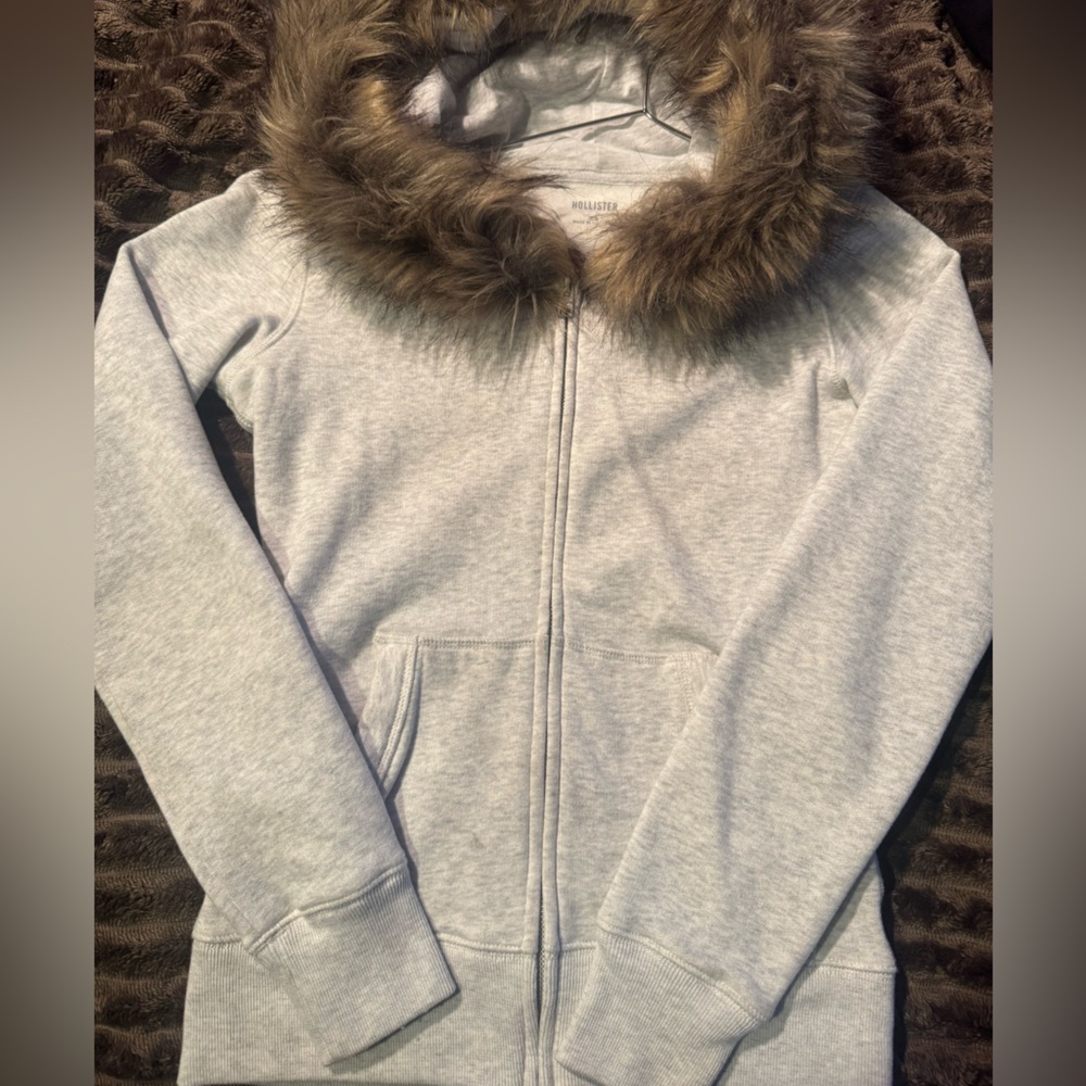 Hollister Light Gray Zip-Up Jacket with Faux Fur Hood Trim